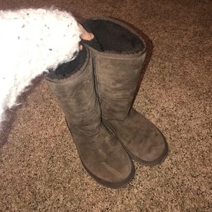 Tall brown UGGS
